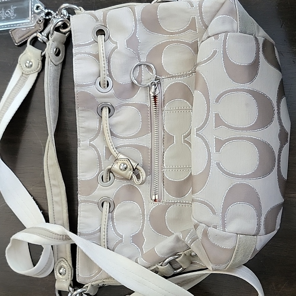 Coach poppy bucket bag